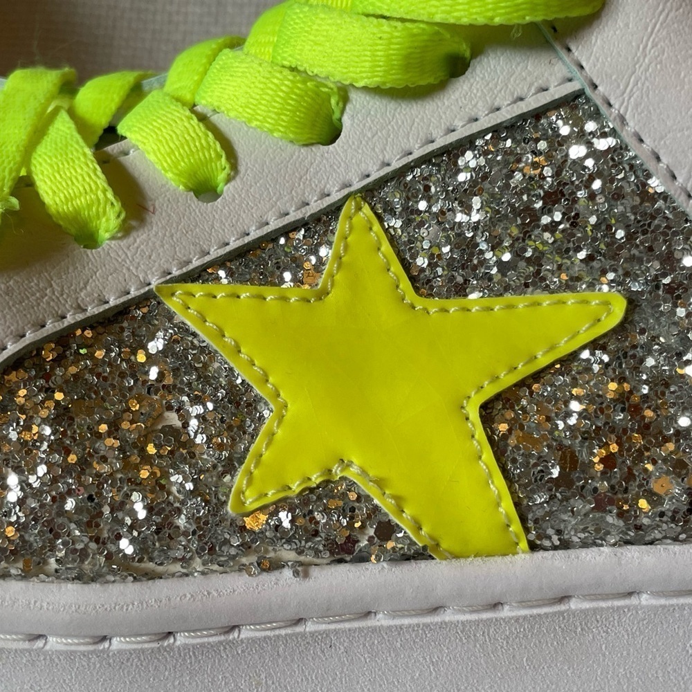 MKS white sneaker with stars and sparkle - Picture 6 of 11